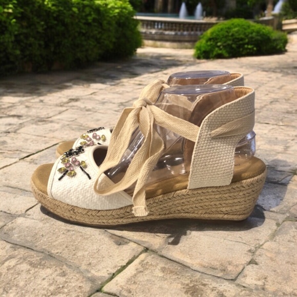 Monroe & Main Espadrille Sandals size 10 - Picture 2 of 10